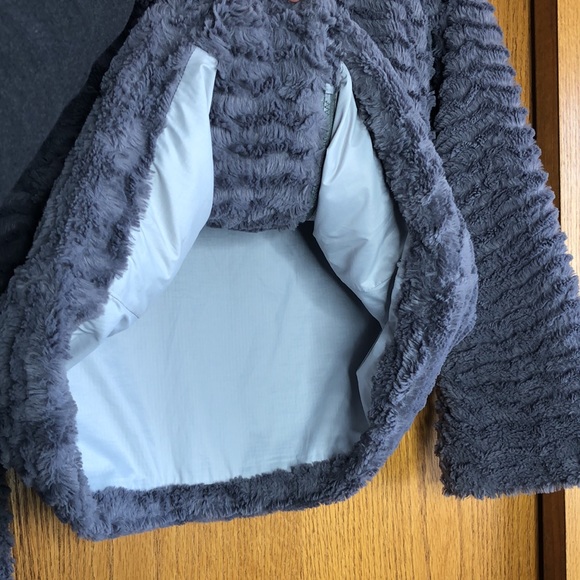 Patagonia Women’s Pelage Fleece Jacket - Small - Picture 6 of 11